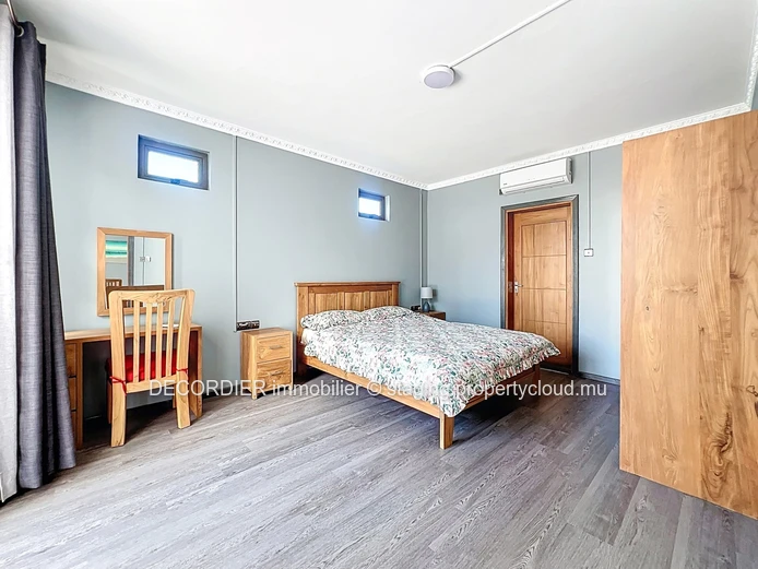 Appartement au 1er étage avec terrasse spacieuse