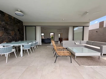 4 Bedroom Villa