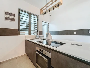 3 Bedroom Apartment
