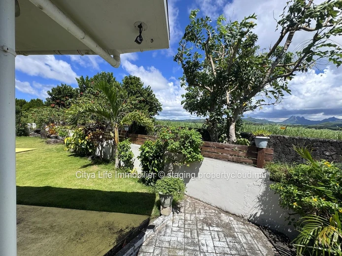 Un cadre de vie paisible avec un charme unique à Mont Piton