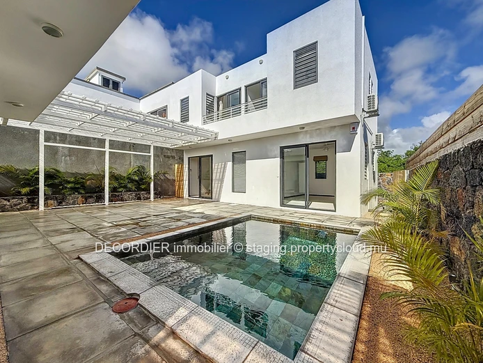 Beautiful house in Grand Baie close to all amenities