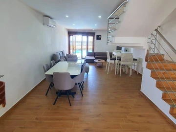 2 Bedroom Townhouse, Duplex