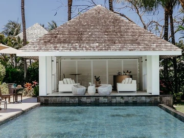 6 Bedroom House