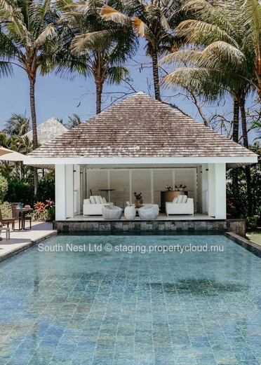 Fabulous 6-bedroom colonial villa with private pool in luxurious golf estate