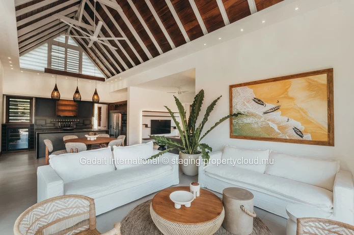Luxury 3-Bedroom Villa in Grand Baie – Refined Tropical Living in an Exclusive Estate