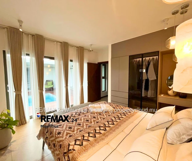 Brand new Villas only steps away to Beaches and Hotels.