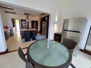 4 Bedroom Villa