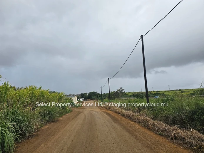 A Vendre, Terrain Commercial,  Autoroute Trianon