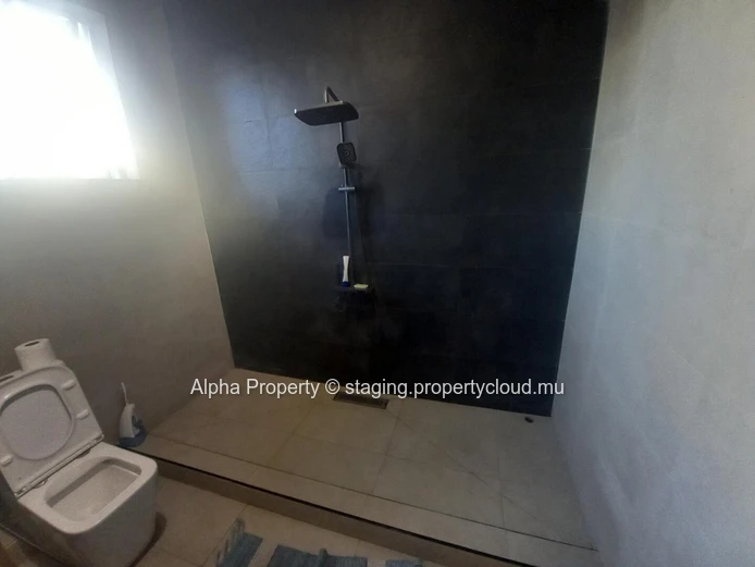 House of 350 m2 with River & Mountain Views for sale at Rs 30M