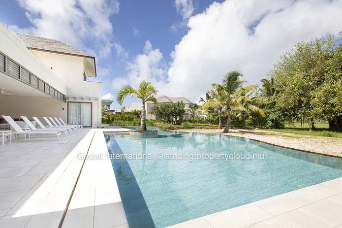 Villa contemporaine haut de gamme à Anahita, golf & spa, piscine privée, jardin tropical