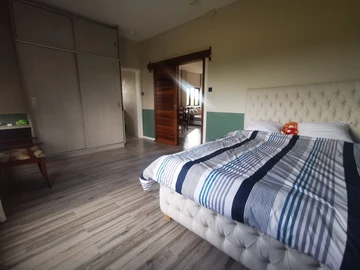 4 Bedroom Townhouse, Duplex