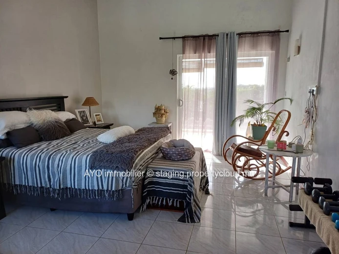 Exceptional offer - Beautiful 4 bedrooms house with garden and pool in Pereybere