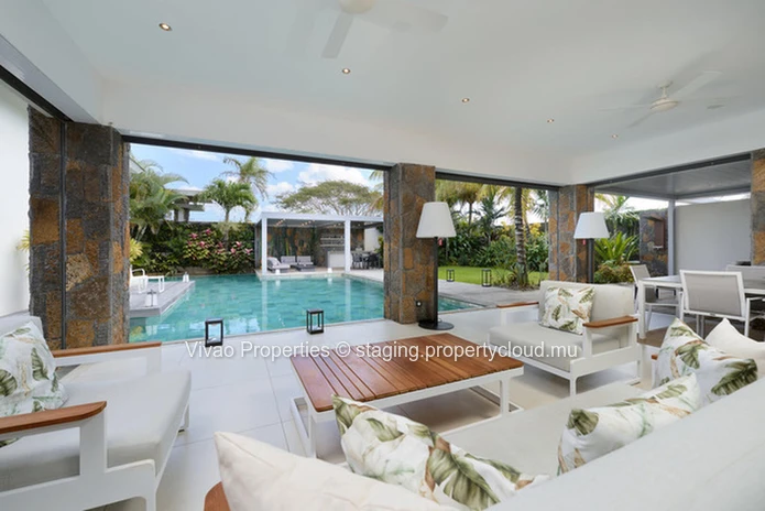 Exceptional villas for sale in Grand Baie - 414m2 - Heated swimming pool of 93m2 - Home automation - Fully furnished ...