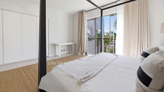 Péreybère - Magnificent 3-bedroom penthouse with large rooftop and private pool (Sole Mandate)