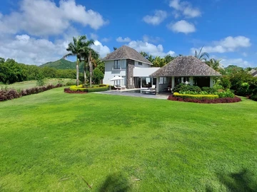 4 Bedroom Villa