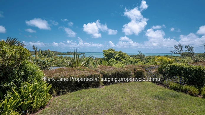 Apartment for sale in a gated community at Saint Antoine.