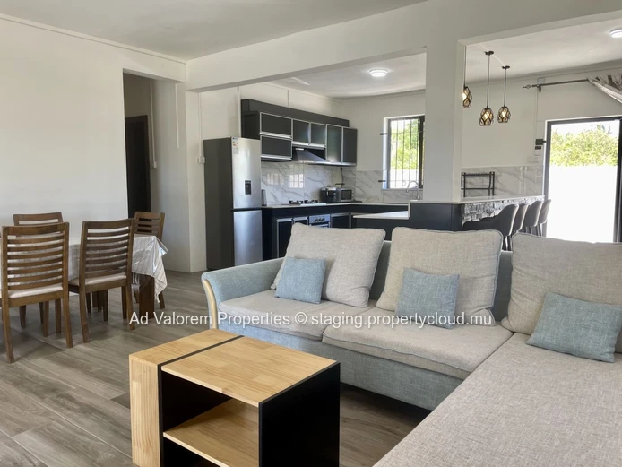 Modern House with Private Pool for rent – Belle Mare