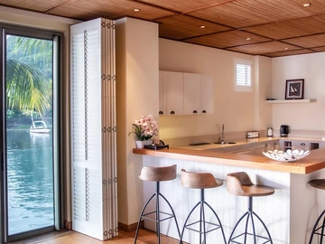 5 Bedroom Villa
