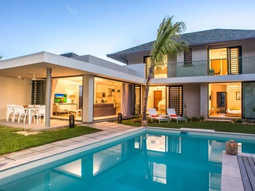 4 Bedroom Villa