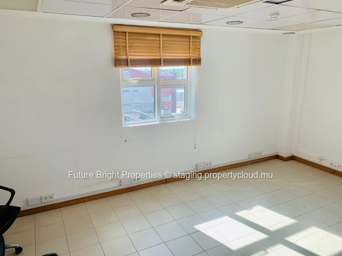Location non meublée Bureau(x) Belle Rose