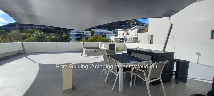 Spacious Penthouse Living in Sought-After Tamarin