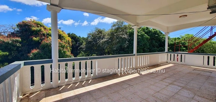 Maison de 250 m² sur un terrain généreux de 1 arpent 10, idéalement située à Lower Vale, à proximité immédiate de Gra...