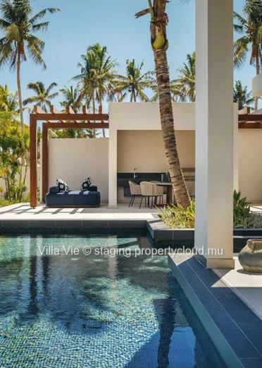 Belle Mare - Sublime 4 bedroom villa with sea access