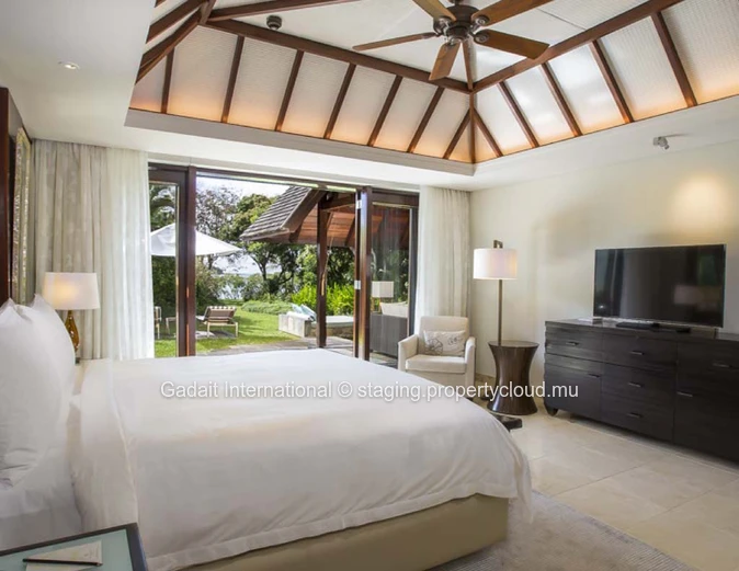 Investissez dans le luxe sur la côte Est de l'île Maurice avec cette villa de 3 chambres, vue Golf