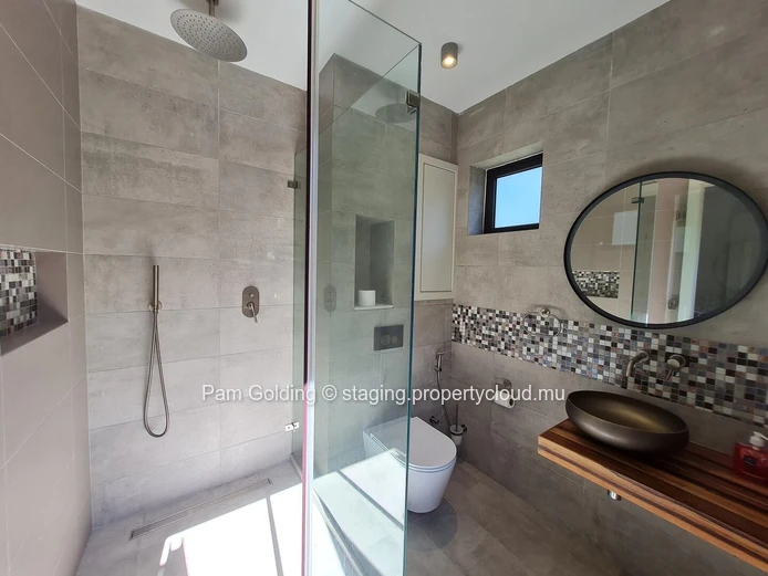For Sale | 4 bedroom, North-East Coast Townhouse with exceptional views!