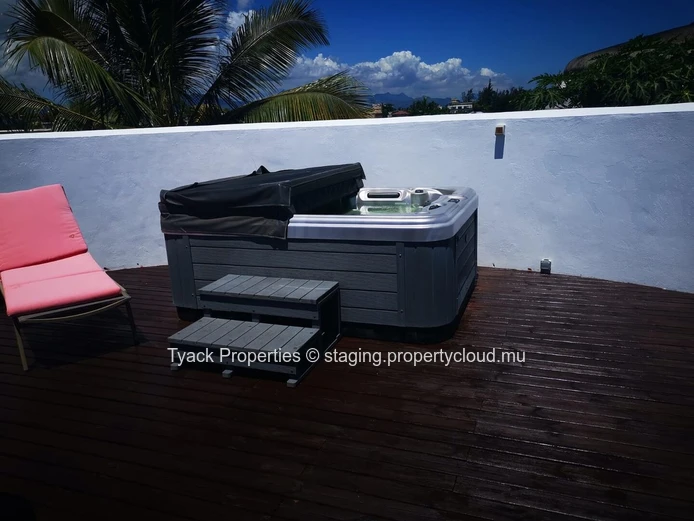 Spacious 3-Bedroom Villa with Private Pool – Northern Coast