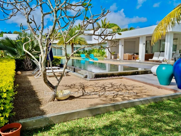Exceptional and Spacious Villa in Forêt Daruty