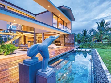 5 Bedroom Villa