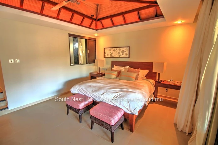 Luxury 3 bedroom apartment in a prestigious estate.