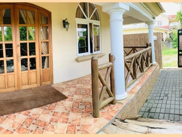 4 Bedroom Villa