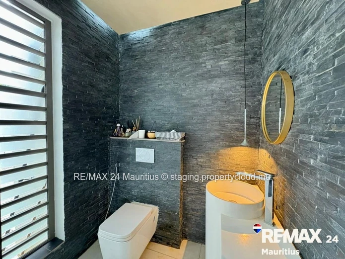 Modern & Lage Modern Home for Rent