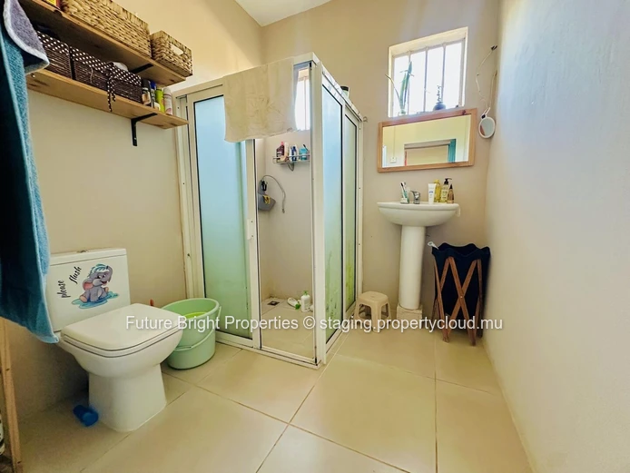 Spacious Family Home in a Peaceful Morcellement – Just Minutes from Jumbo Riche Terre!