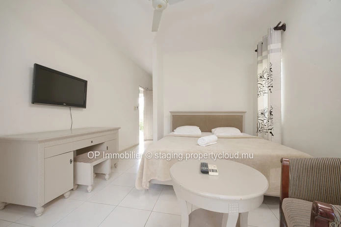 Apartment building for sale