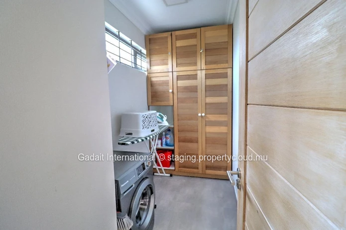 Contemporary Penthouse in Trou aux Biches – Open View and Beach Access 200 Meters Away