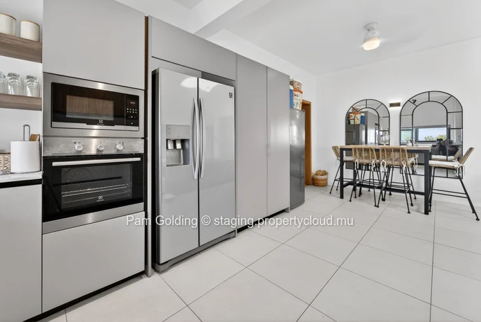 Penthouse immaculé et meublé à Tamarin