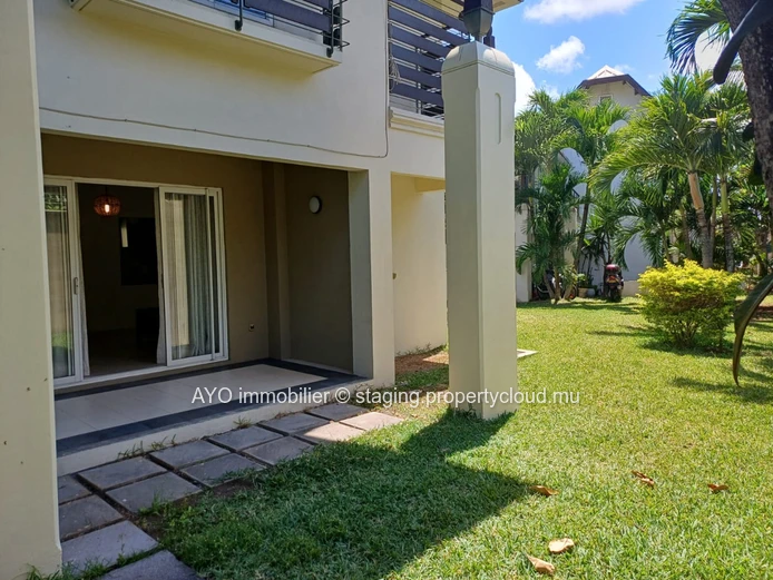A vendre - Ensemble residentiel securisé- Townhouse/Duplex semi meublée - proche centre Grand Baie (Mandat exclusif)