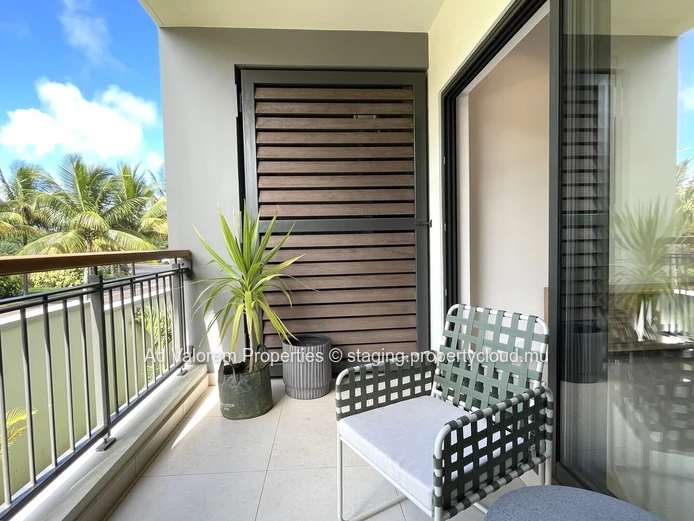 New 2-bedroom apartment with swimming pool – Secure residence in Beau Plan Smart City