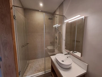 4 Bedroom Apartment