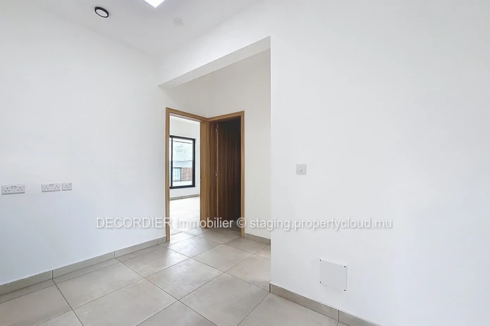 New House for sale in Albion