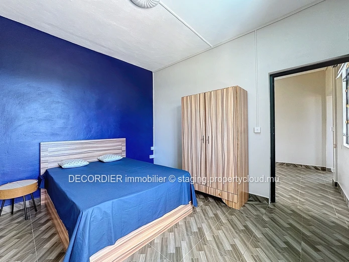 Apartment with shared swimming pool