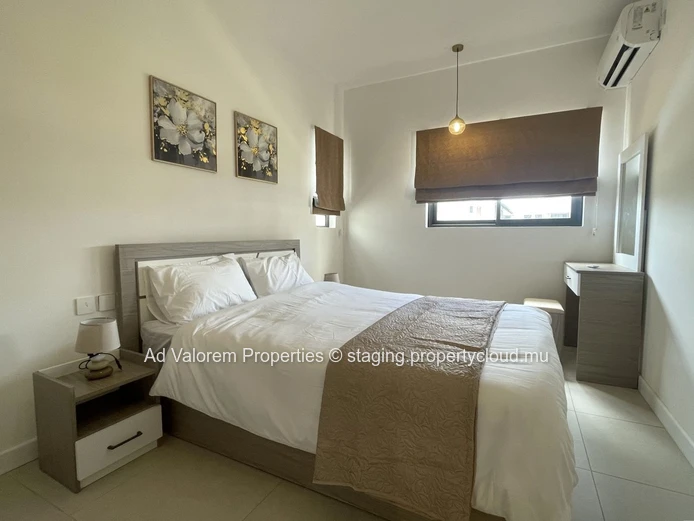 New 2-bedroom apartment with swimming pool – Secure residence in Beau Plan Smart City