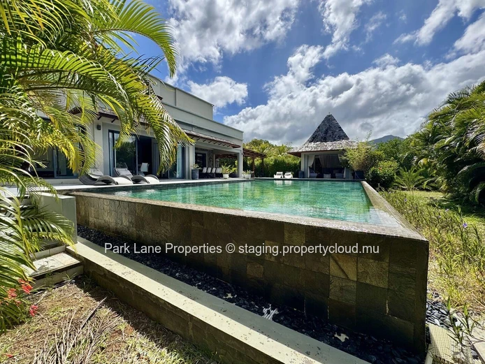 Villa au coeur de la nature en parfait oasis