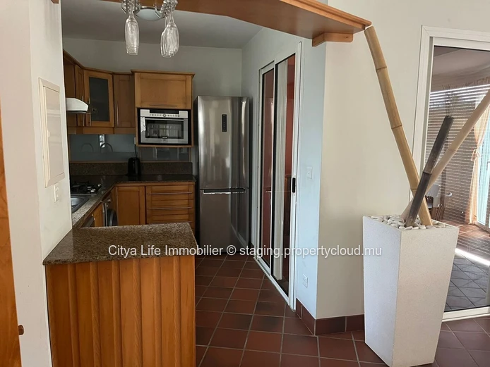 Stunning 2-Bedroom En Suite Duplex in Port Chambly