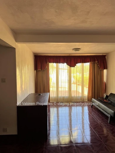 House for rent in Flic en Flac