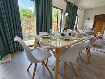 4 Bedroom Villa