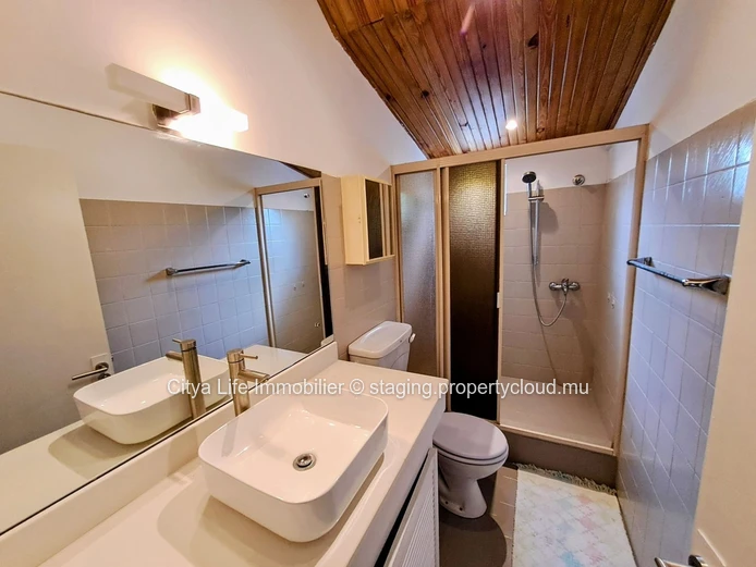 Luxurious Duplex with Communal Pool in Grand Baie - 140m² Living Space - Rs 14.9M - Must See!
